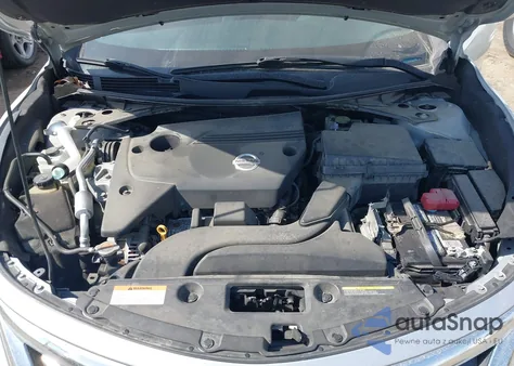 2015 Nissan Altima 2.5 S z USA, uszkodzony, nr VIN 1N4AL3AP0FC477291